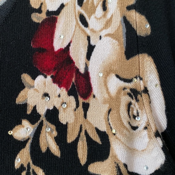 This is an elegant White House Black Market cardigan. - Picture 4 of 12